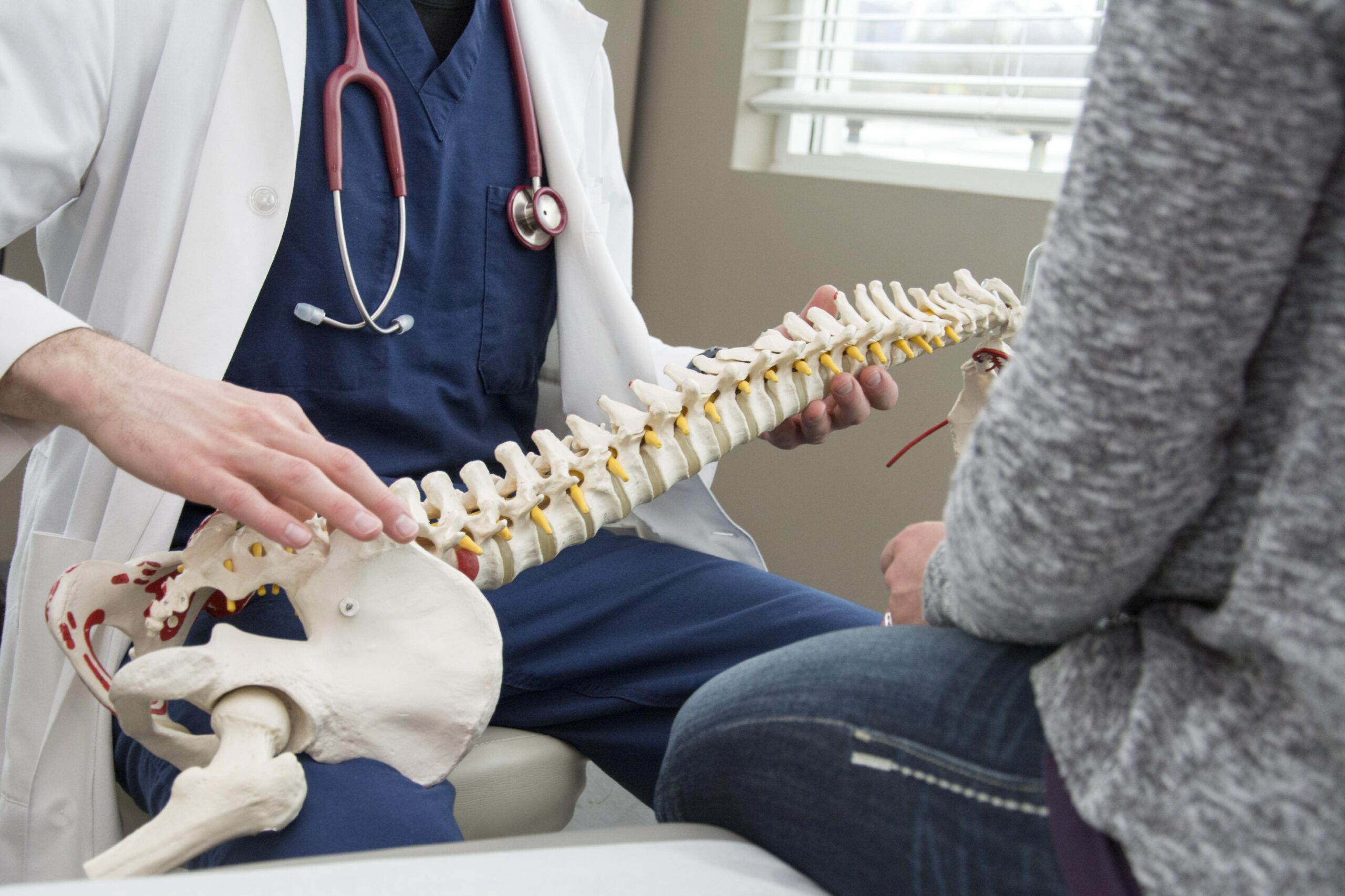 Car accident chiropractor treating whiplash in San Diego
